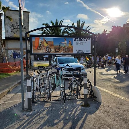 B&B Lido Apartament 10A Civitanova Marche Exterior photo